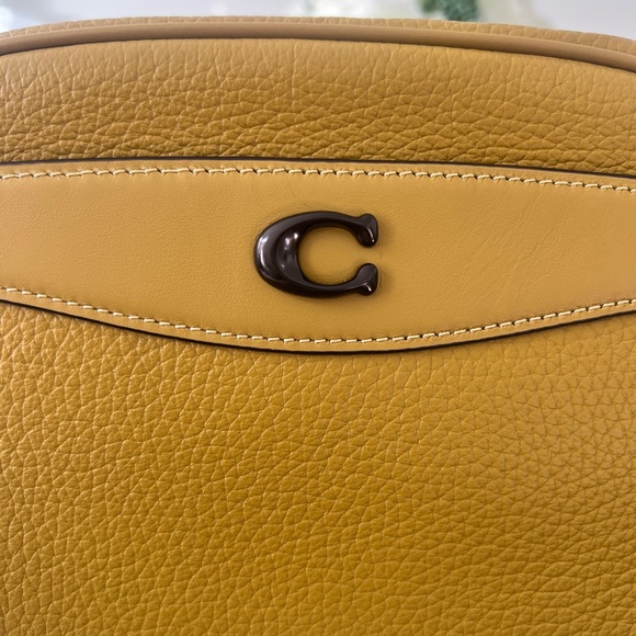 Coach Camera Crossbody Bag Pewter/Flax W Dust Bag - Picture 12 of 14